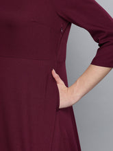 Load image into Gallery viewer, Queen ellie Women Burgundy Solid A-Line Dress