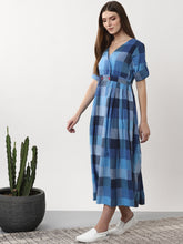 Load image into Gallery viewer, Queen ellie Women Blue Checked Wrap Dress