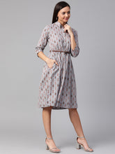 Load image into Gallery viewer, Queen ellie Women Grey & Rust Orange Printed Shirt Dress