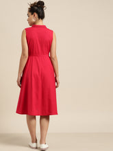Load image into Gallery viewer, Queen ellie Women Green Solid Shirt Dress