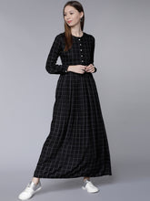 Load image into Gallery viewer, Queen ellie Women Black Checked Maxi Dress