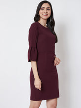 Load image into Gallery viewer, Queen ellie Women Burgundy Solid Sheath Dress