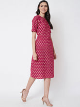 Load image into Gallery viewer, Queen ellie Women Pink Printed Sheath Dress