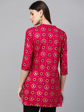 Load image into Gallery viewer, Queen ellie Women Pink & Golden Printed Straight Kurti