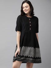 Load image into Gallery viewer, Queen ellie Women Black Printed A-Line Dress