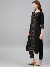 Load image into Gallery viewer, Queen Ellie Women Black & Green Printed Kurta with Trouser