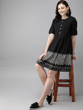 Load image into Gallery viewer, Queen ellie Women Black Printed A-Line Dress