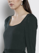 Load image into Gallery viewer, Queen ellie Women Green Solid A-Line Dress