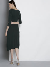 Load image into Gallery viewer, Queen ellie Women Green Solid A-Line Dress
