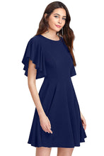 Load image into Gallery viewer, Queen ellie Women&#39;s Knee Length Dress.
